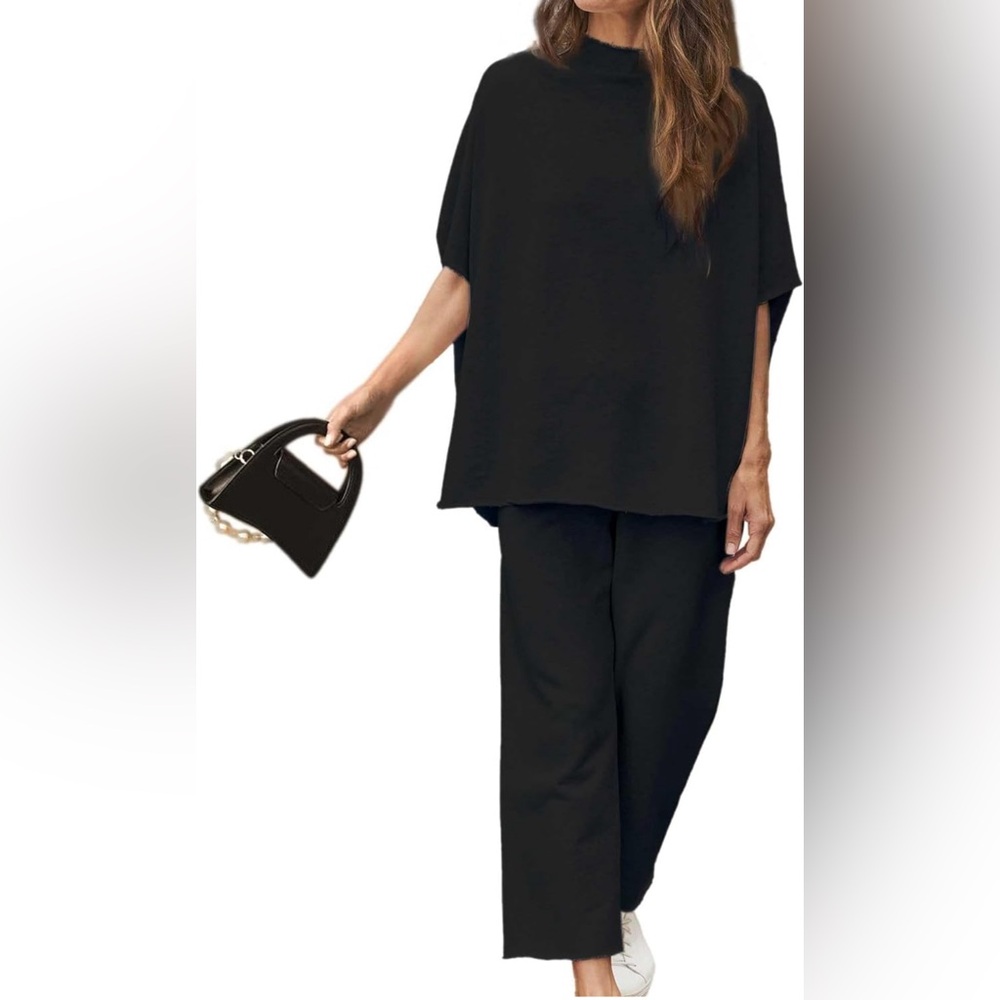 Women’s Two piece Outfit NWT